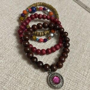 Set of 4 beaded bracelets in autumn colors